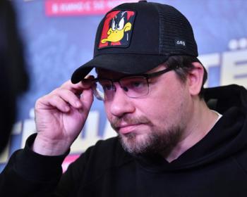 За маской весельчака: откровения популярного юмориста о борьбе с внутренними демонами.